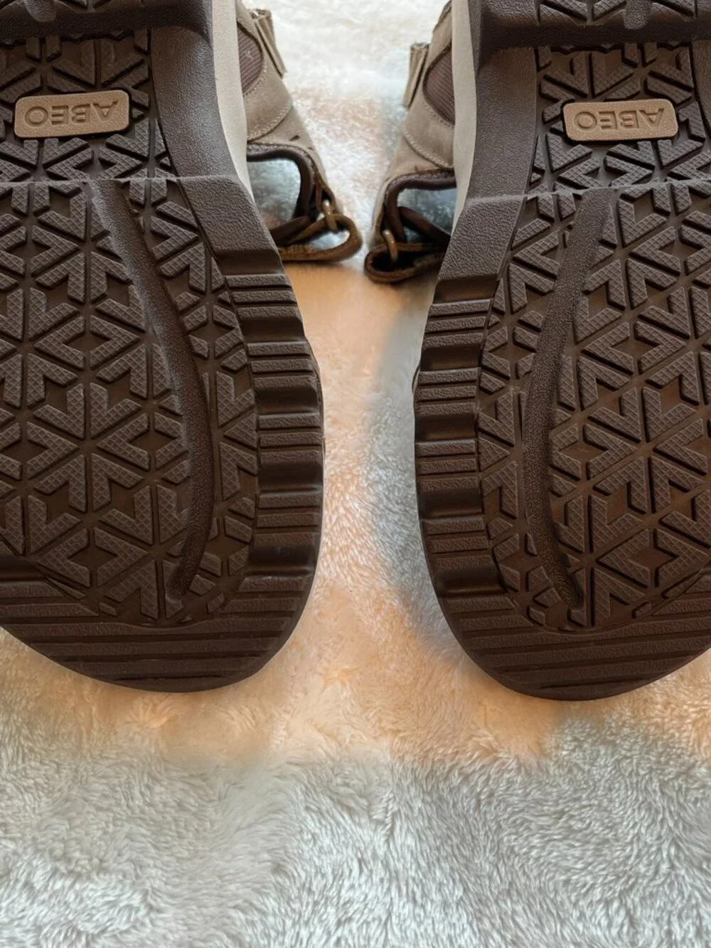 Abeo Goleta Trail Sandals NIB 8 Brown